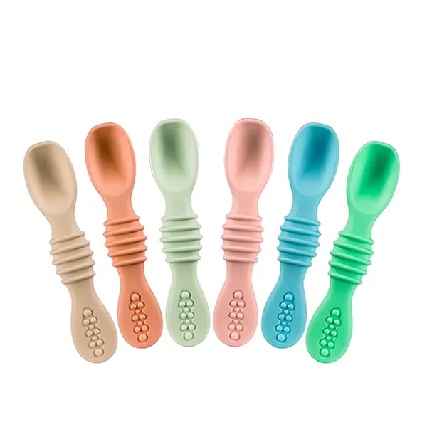 Silicone feeding spoon customizer