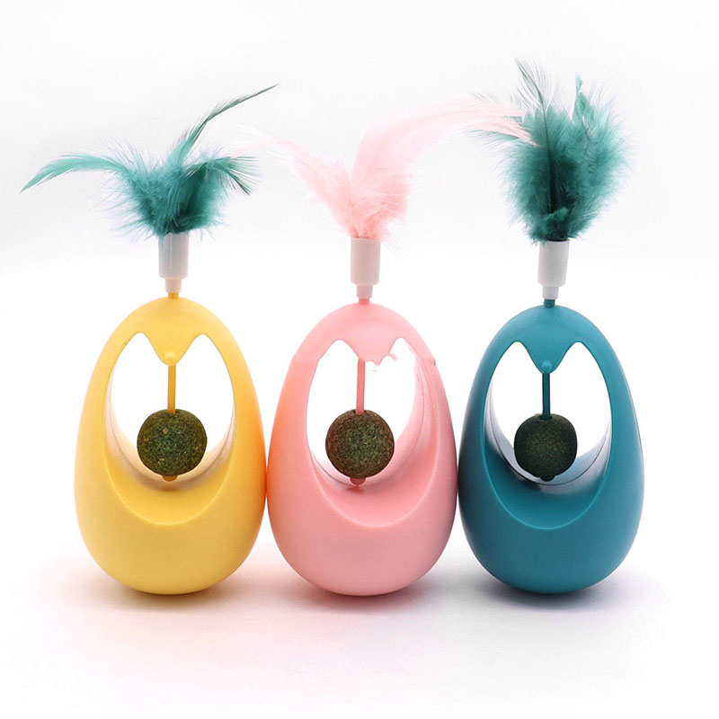 A closer look at Kitten Teething Toys With Feathers