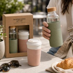 Silicone water bottle sleeve grip use