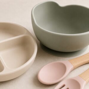 Easy clean silicone baby feeding product design