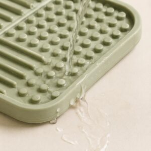 Easy clean silicone product design