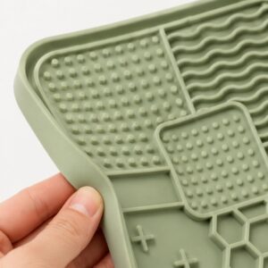 Food grade silicone pet lick mat material