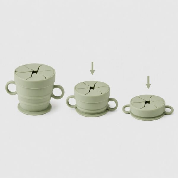 Collapsible silicone snack cup folding structure