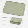 Raised drainage silicone bottle drying mat design